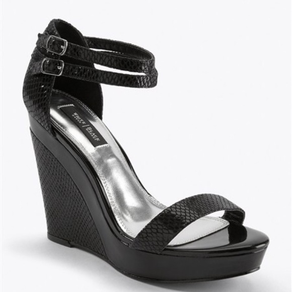 White House Black Market Shoes - ☀️2 for $20 WHBM Wedge heels Sandals
